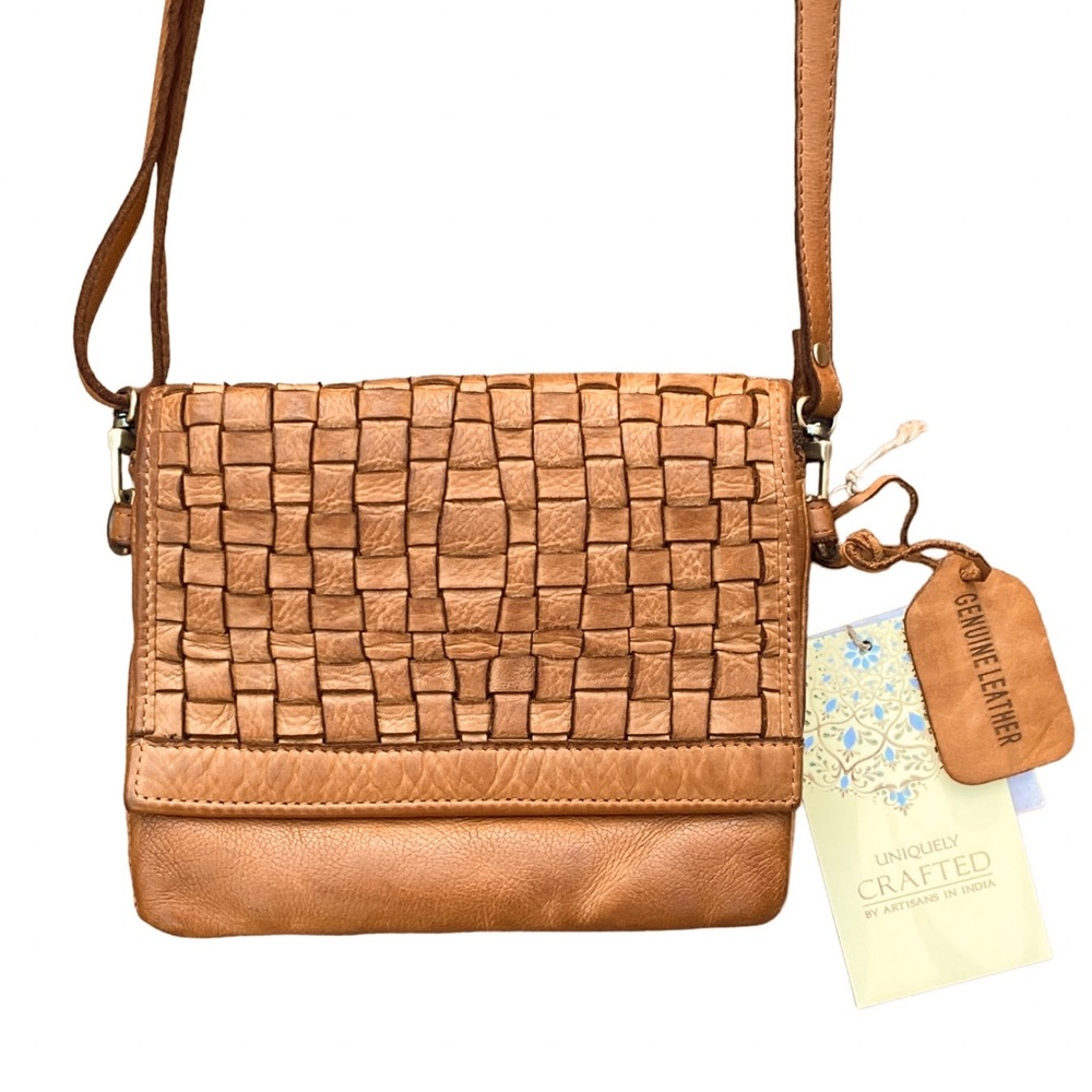 Uniquely Crafted Genuine Leather Convertible Crossbody Bag/Clutch